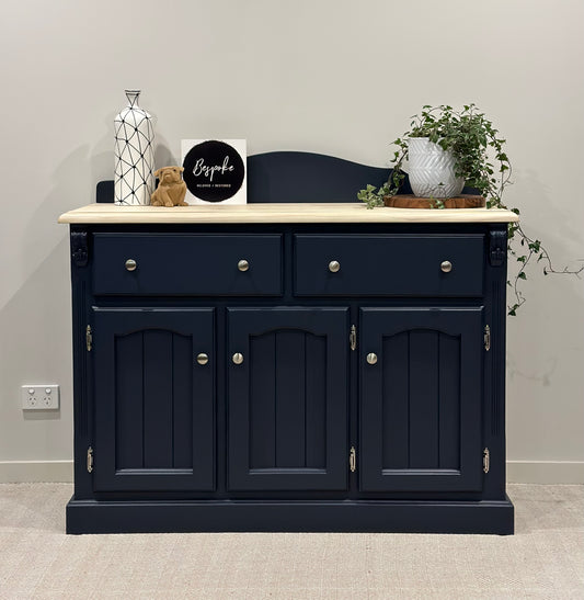 Buffet/Dresser/Sideboard